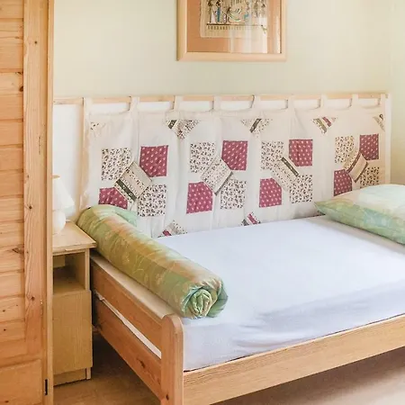 Four Bedroom Holiday In Nyaraló *